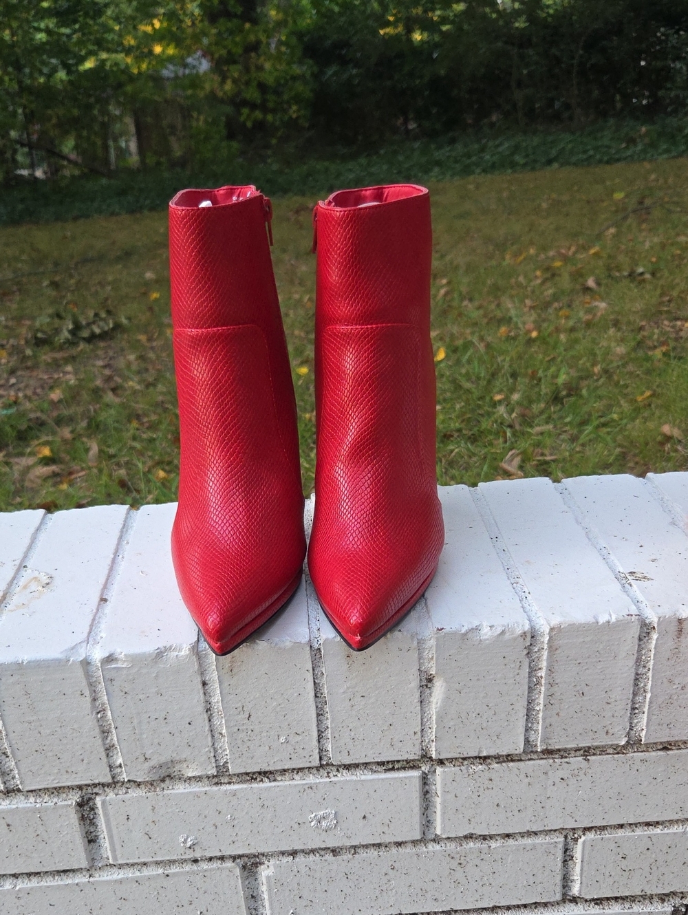 Shoe Dazzle Red Pointed-Toe Ankle Booties